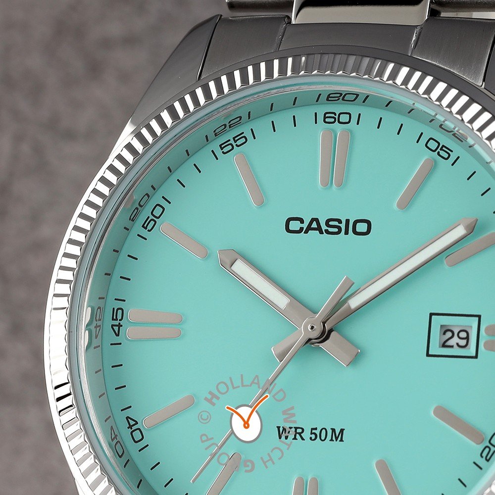 Casio MTP Series Analogue Quartz (38.5mm) Turquoise Blue Dial / Stainless  Steel Bracelet MTP-1302PD-2A2VEF