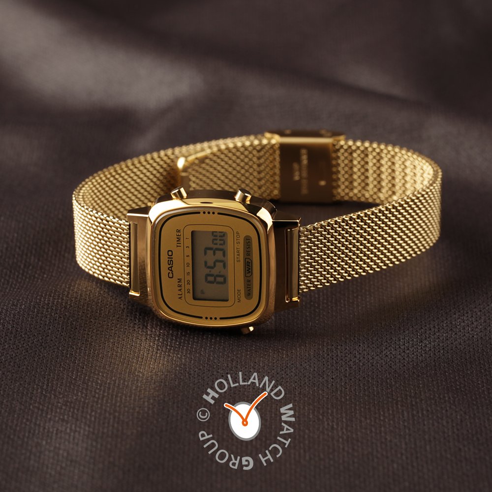 Reloj Casio pequeño dorado LA670WEGA-1EF en 2023