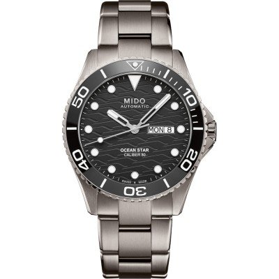 Mido M0424304405100A Ocean Star Watch