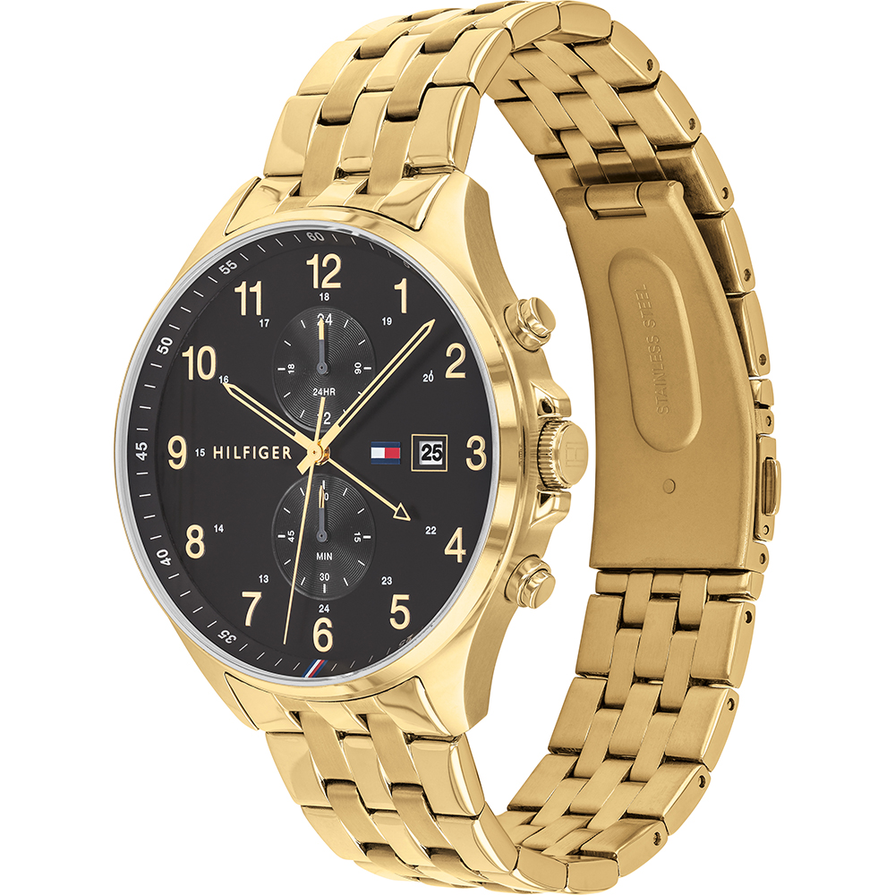 tommy hilfiger mountaineer watch